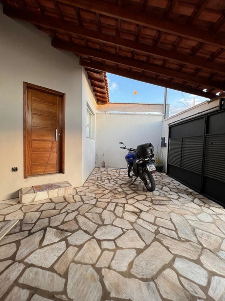 Casa com Jacuzzi e Pergolado: 3ª foto da galeria de imagens do imóvel