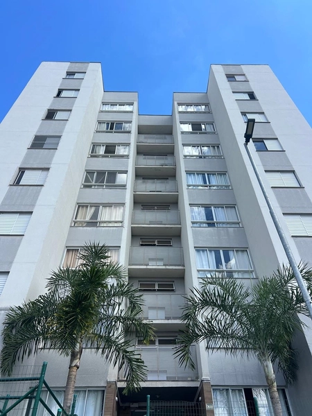 Apto no Quaresmeira com planejados: 2ª foto da galeria de imagens do imóvel