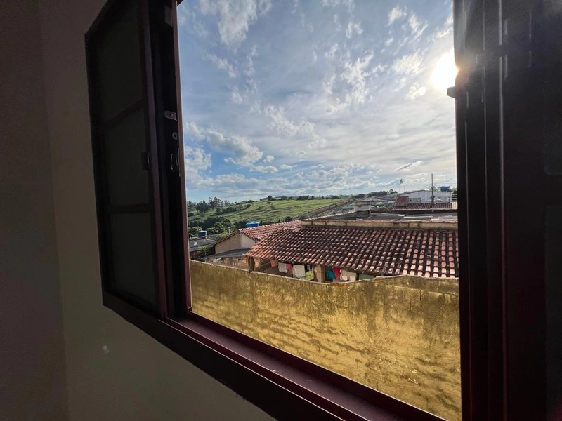 Casa com 2 moradias, rua em frente ao Corpo de Bombeiros: 10ª foto da galeria de imagens do imóvel