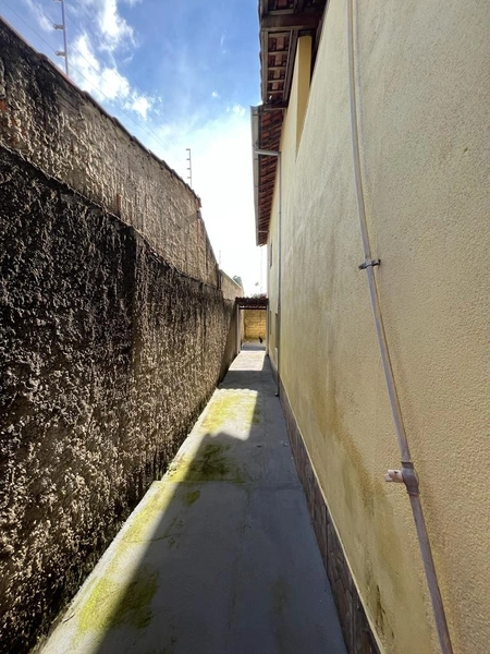 Casa com 2 moradias, rua em frente ao Corpo de Bombeiros: 17ª foto da galeria de imagens do imóvel