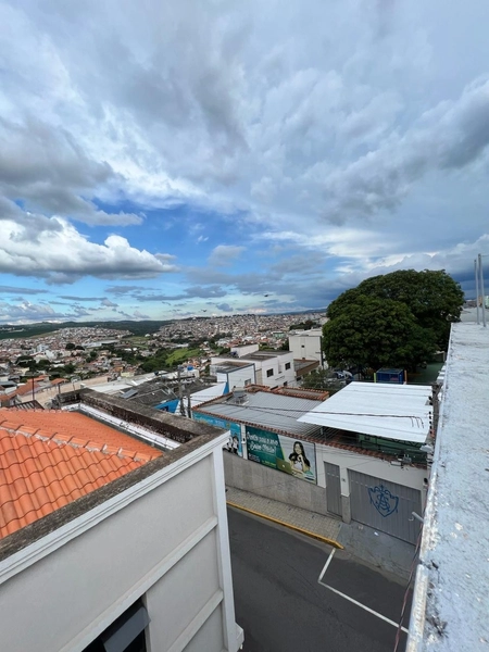 Apto com 4 quartos no centro, ao lado do Colégio Santos Anjos: 10ª foto da galeria de imagens do imóvel