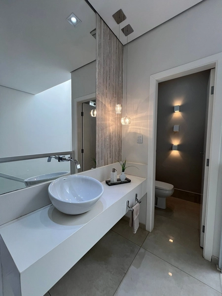 Casa com 3 suítes: 8ª foto da galeria de imagens do imóvel