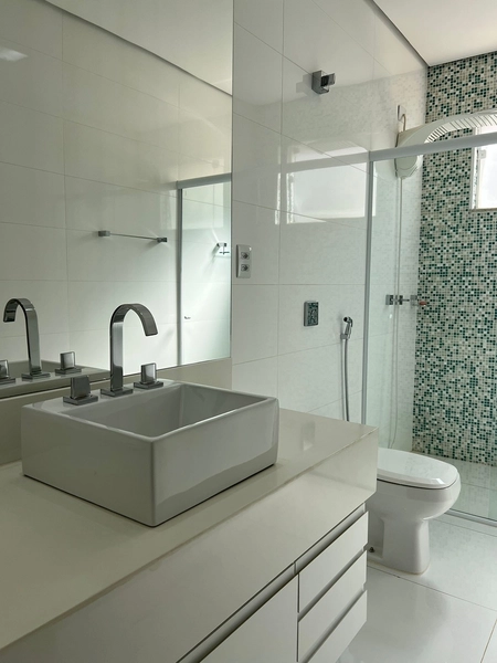 Casa com 3 suítes: 13ª foto da galeria de imagens do imóvel