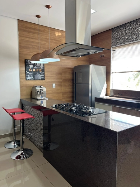 Casa com 3 suítes: 30ª foto da galeria de imagens do imóvel