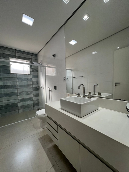 Casa com 3 suítes: 23ª foto da galeria de imagens do imóvel