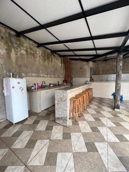Casa com terreno inteiro por 298 mil: 8ª foto da galeria de imagens do imóvel