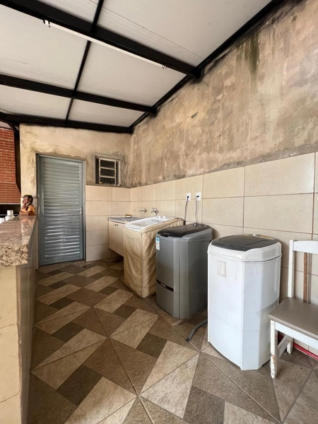 Casa com terreno inteiro por 298 mil: 12ª foto da galeria de imagens do imóvel