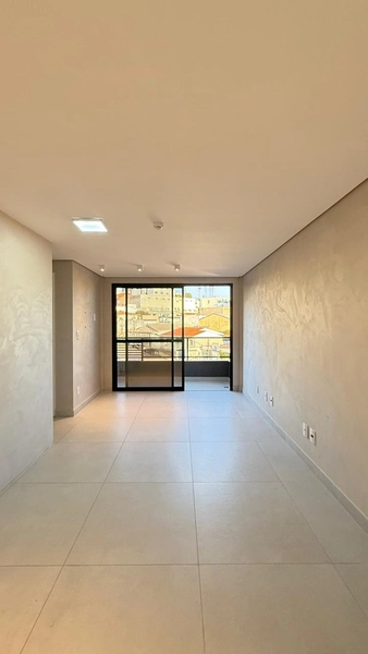 Sala comercial no Seatle: 5ª foto da galeria de imagens do imóvel