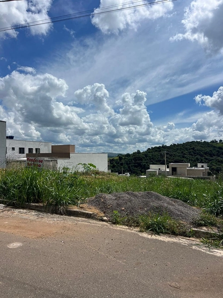 Terreno no Boulevard (Santa Clara): 2ª foto da galeria de imagens do imóvel