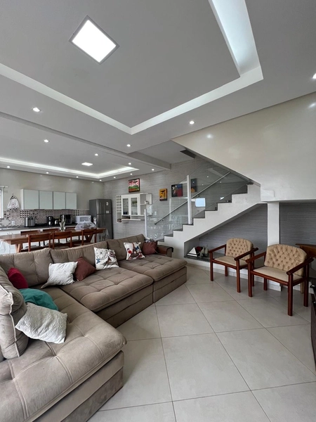 Casa com 4 dormitórios próxima a Unifal e UPA: 1ª foto da galeria de imagens do imóvel