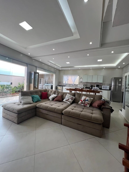 Casa com 4 dormitórios próxima a Unifal e UPA: 5ª foto da galeria de imagens do imóvel