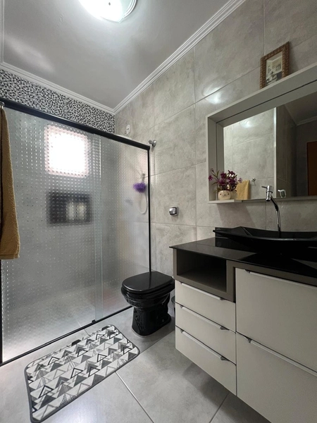 Casa com piscina por 480 mil: 10ª foto da galeria de imagens do imóvel