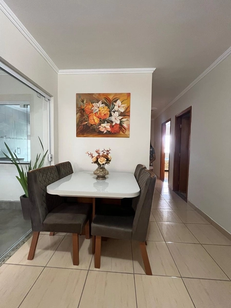 Casa com piscina por 480 mil: 5ª foto da galeria de imagens do imóvel