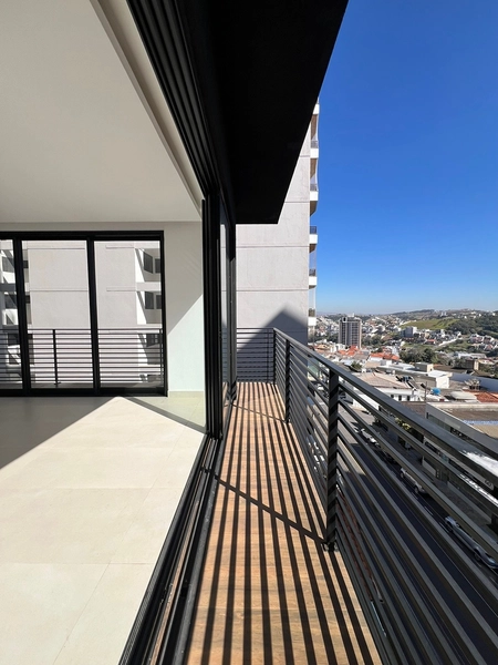 Apartamento com 3 suítes central: 1ª foto da galeria de imagens do imóvel