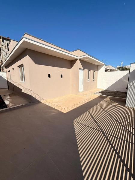 Casa Nova de 300 mil por 285 mil: 2ª foto da galeria de imagens do imóvel