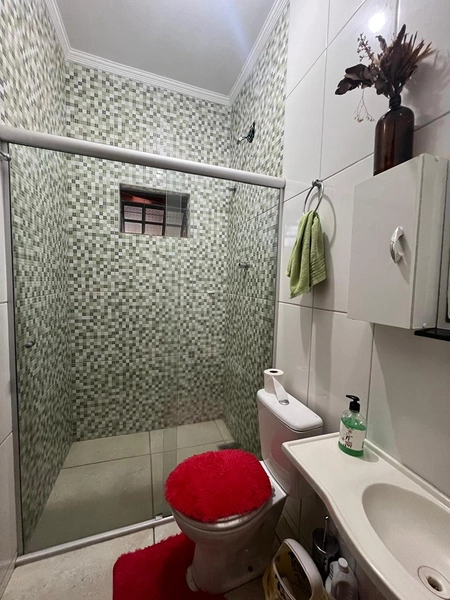 Casa em terreno inteiro por 380 mil: 8ª foto da galeria de imagens do imóvel