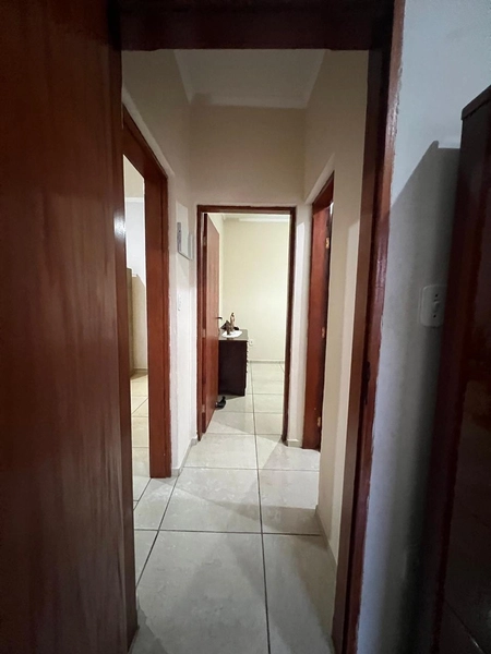 Casa em terreno inteiro por 380 mil: 7ª foto da galeria de imagens do imóvel