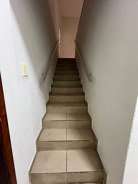 Casa com 3 dormitórios de 300 mil por 280 mil: 10ª foto da galeria de imagens do imóvel