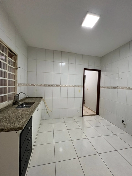 Casa com 3 dormitórios de 300 mil por 280 mil: 15ª foto da galeria de imagens do imóvel