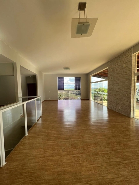 Casa com piscina em condomínio por 1.200.000,00: 11ª foto da galeria de imagens do imóvel