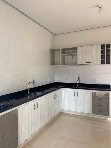 Casa com piscina em condomínio por 1.200.000,00: 27ª foto da galeria de imagens do imóvel