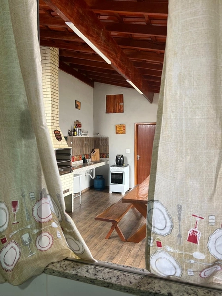 Casa Plana com Área Gourmet e gramado: 11ª foto da galeria de imagens do imóvel