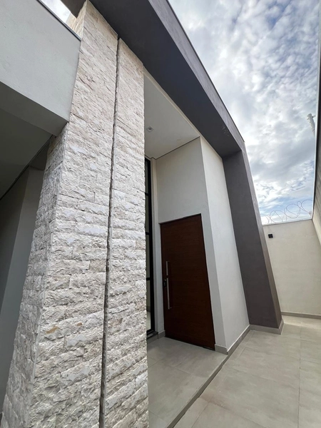 Casa no Campus Elíseos com fotovoltaica, piscina e muito mais por 1.390.000,00: 3ª foto da galeria de imagens do imóvel