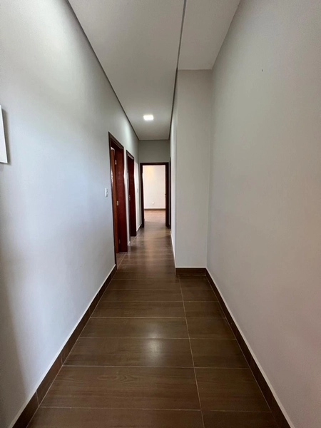 Casa Plana com energia fotovoltaíca: 33ª foto da galeria de imagens do imóvel