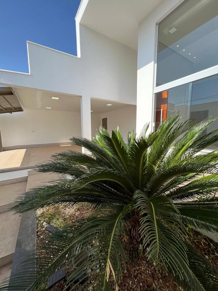 Casa Plana com energia fotovoltaíca: 5ª foto da galeria de imagens do imóvel