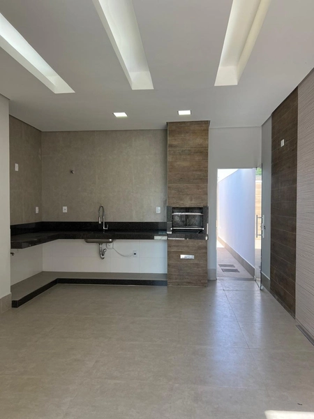 Casa Plana com energia fotovoltaíca: 21ª foto da galeria de imagens do imóvel