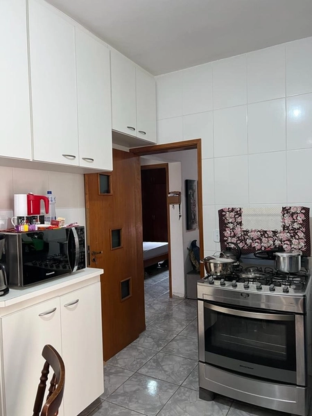 Casa Plana próxima ao Aeroporto: 4ª foto da galeria de imagens do imóvel