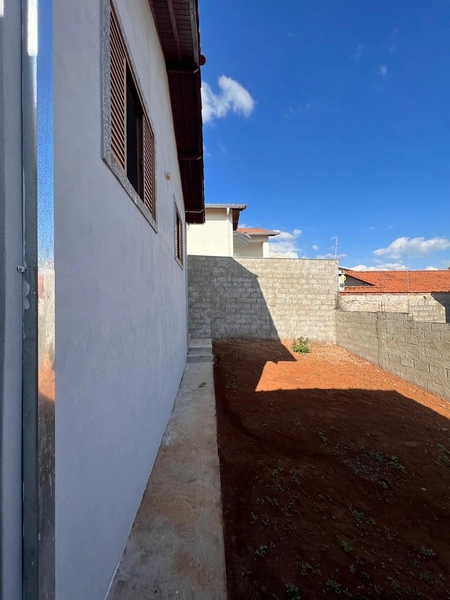 Casa com terreno inteiro por 320 mil: 17ª foto da galeria de imagens do imóvel