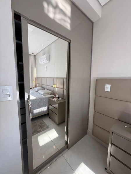 Casa com 4 dormitórios e Piscina: 49ª foto da galeria de imagens do imóvel