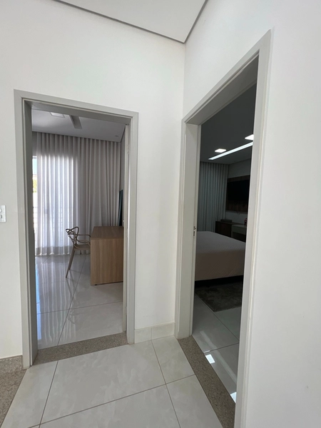 Casa com 4 dormitórios e Piscina: 29ª foto da galeria de imagens do imóvel