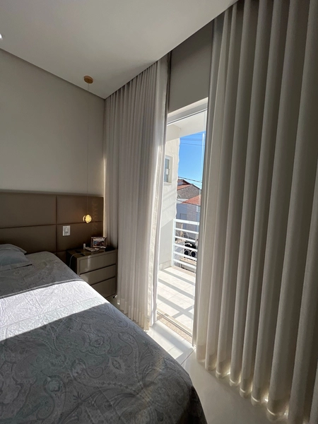Casa com 4 dormitórios e Piscina: 45ª foto da galeria de imagens do imóvel