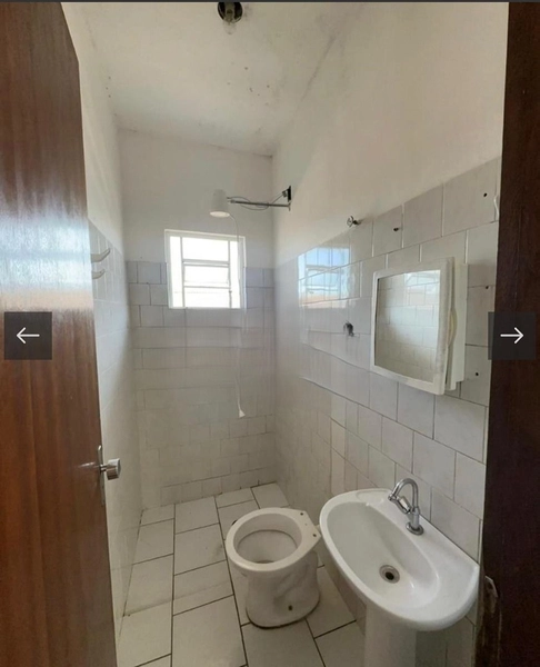 Casa de terreno inteiro por 230 mil: 6ª foto da galeria de imagens do imóvel
