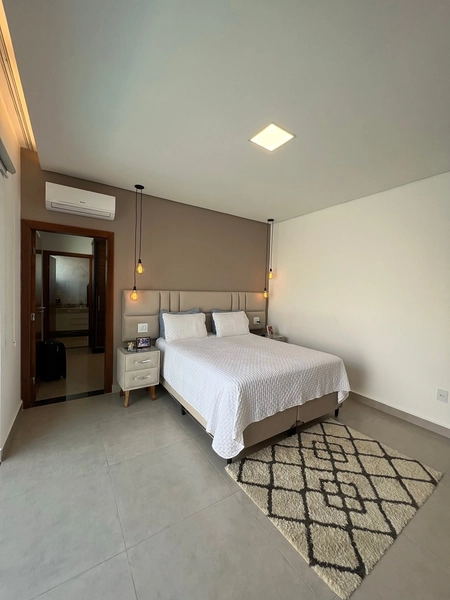 Casa com Piscina por 750 mil: 11ª foto da galeria de imagens do imóvel