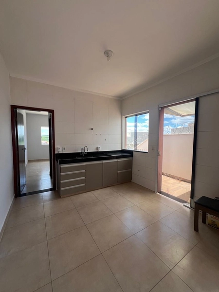 Casa no Alto dos Pinheiros com 2 suítes por 330 mil: 9ª foto da galeria de imagens do imóvel