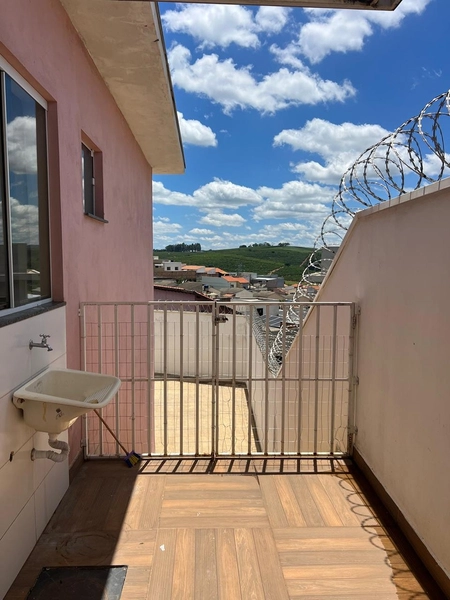 Casa no Alto dos Pinheiros com 2 suítes por 330 mil: 19ª foto da galeria de imagens do imóvel