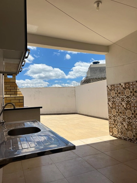 Casa no Alto dos Pinheiros com 2 suítes por 330 mil: 24ª foto da galeria de imagens do imóvel