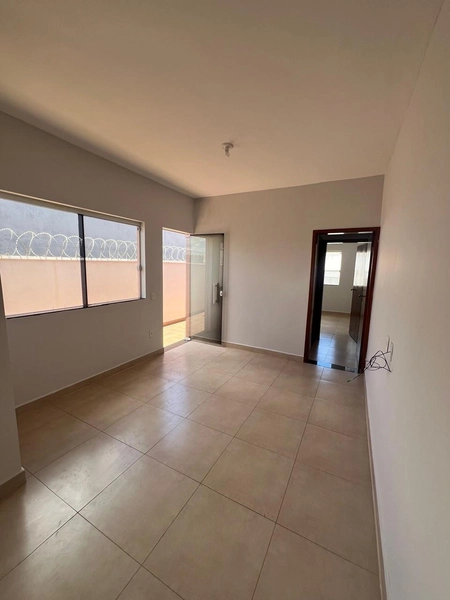 Casa no Alto dos Pinheiros com 2 suítes por 330 mil: 7ª foto da galeria de imagens do imóvel