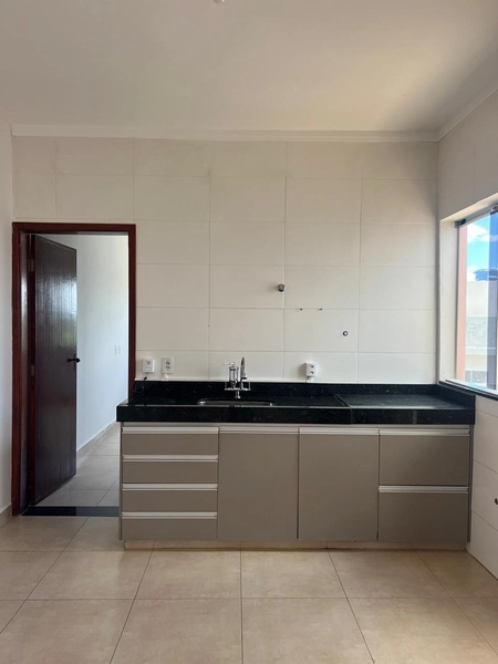 Casa no Alto dos Pinheiros com 2 suítes por 330 mil: 8ª foto da galeria de imagens do imóvel