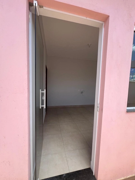 Casa no Alto dos Pinheiros com 2 suítes por 330 mil: 5ª foto da galeria de imagens do imóvel