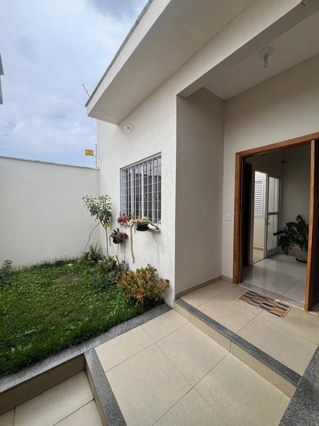 Casa com 4 dormitórios no BH por 640 mil: 2ª foto da galeria de imagens do imóvel