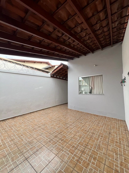 Casa à 5 minutos do shopping de 280 por 260 mil: 2ª foto da galeria de imagens do imóvel