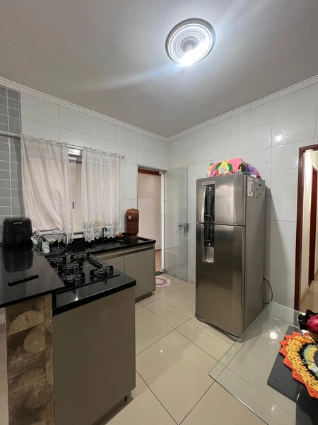 Casa à 5 minutos do shopping de 280 por 260 mil: 5ª foto da galeria de imagens do imóvel