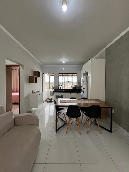 Casa em terreno inteiro por 350 mil: 6ª foto da galeria de imagens do imóvel