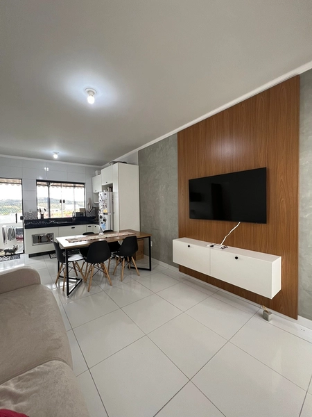 Casa em terreno inteiro por 350 mil: 5ª foto da galeria de imagens do imóvel