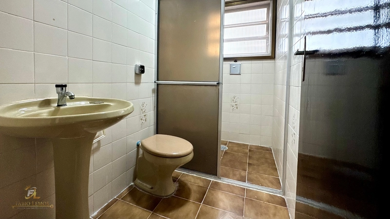 Apartamento com 2 dormitórios sendo uma suite, Vila Tupi, Lado Praia.: 10ª foto da galeria de imagens do imóvel