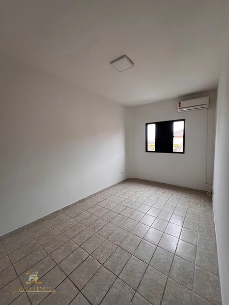 Seu novo lar a apenas 600 m da praia — qualidade de vida e excelente custo-benefício: 3ª foto da galeria de imagens do imóvel